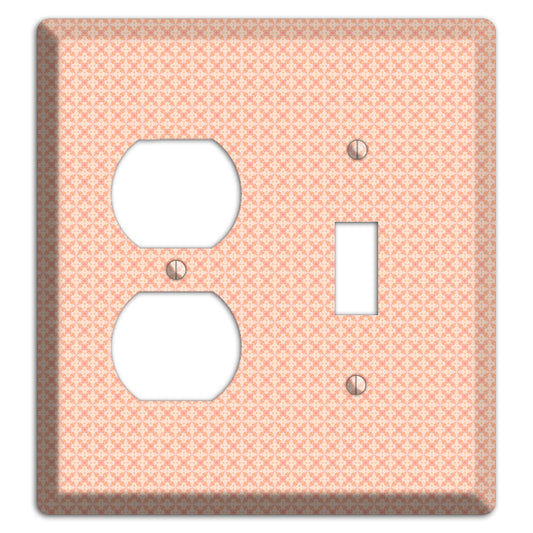 Peach Quatrefoil Duplex / Toggle Wallplate